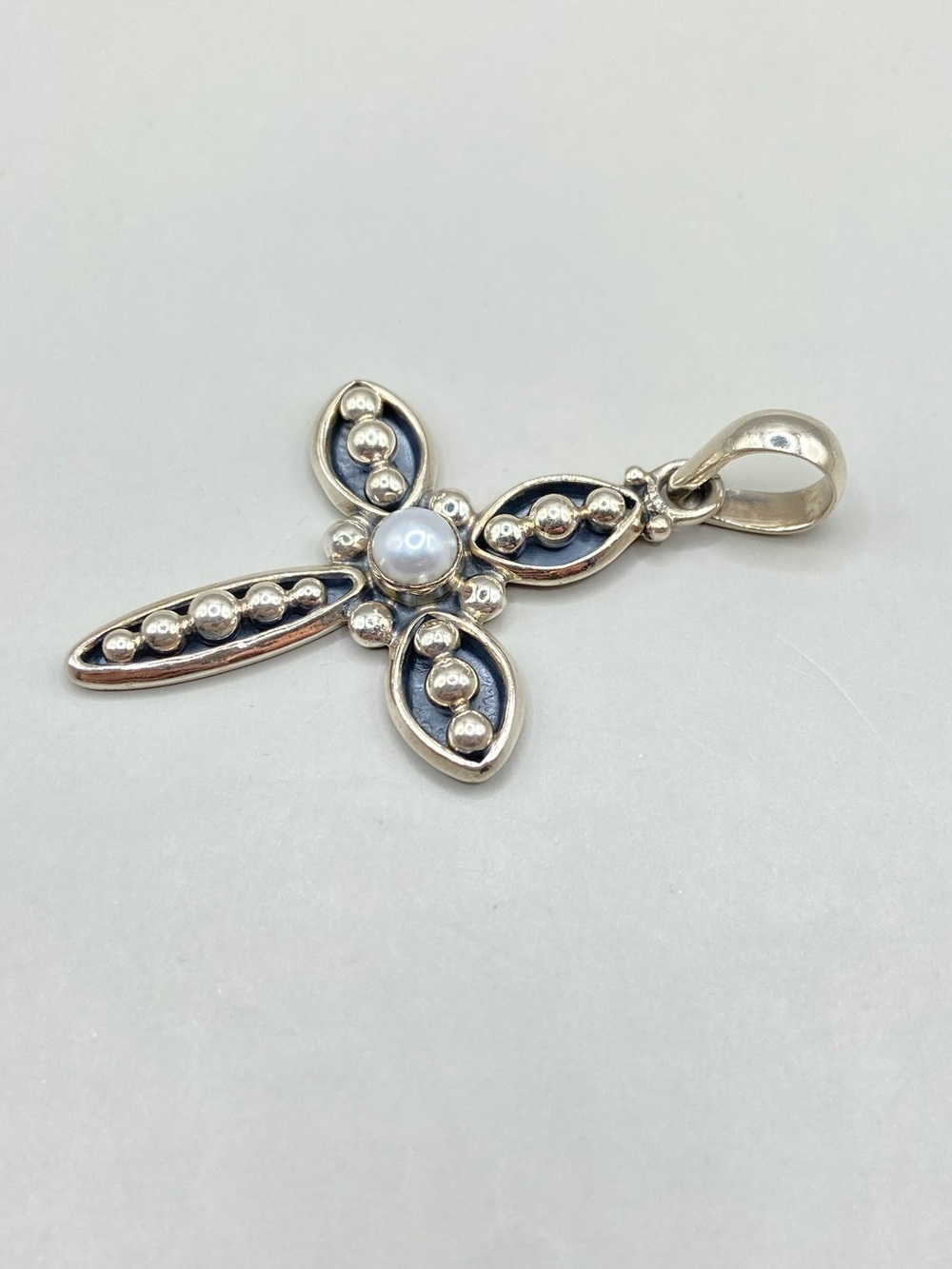 Silpada Sterling Silver Freshwater Pearl Cross Pendant S0971 - Picture 3 of 5